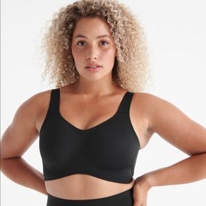 Knix catalyst bra, size 4 NEW WITH TAGS